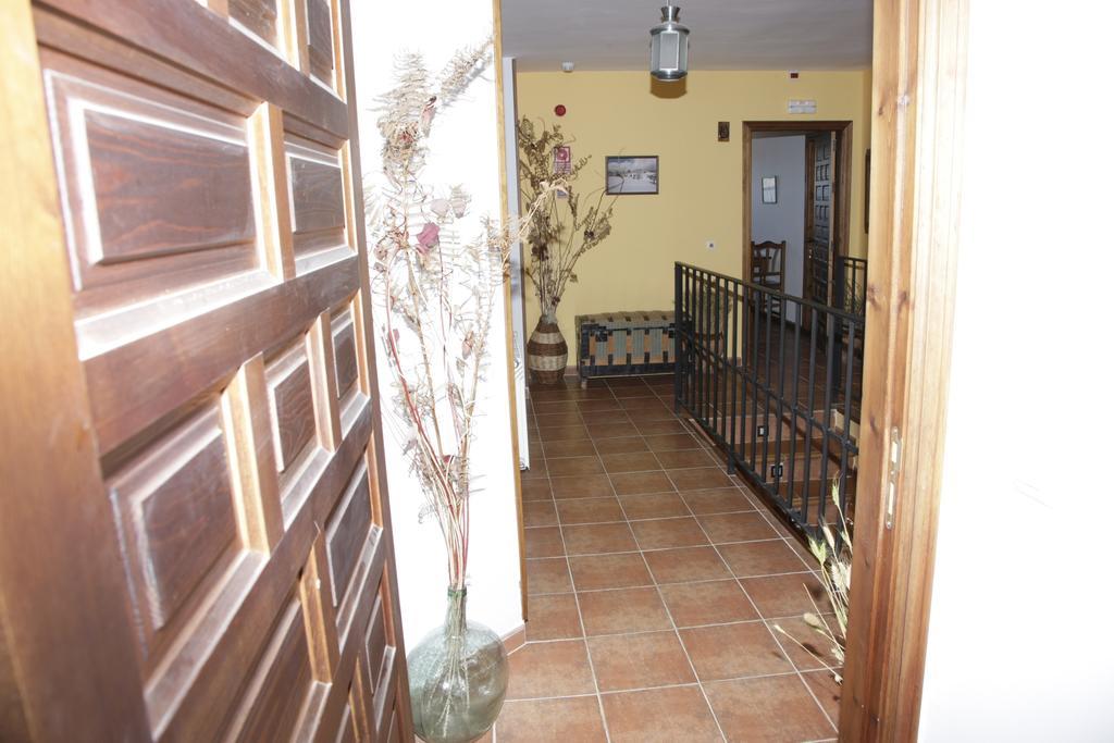 Hostal Restaurante Alto Rey Arroyo de las Fraguas Exterior photo
