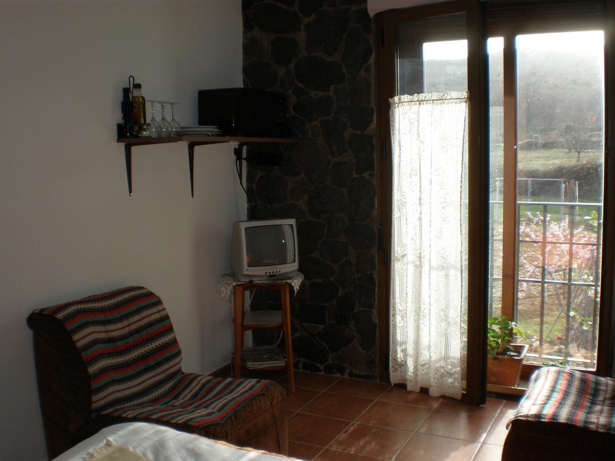 Hostal Restaurante Alto Rey Arroyo de las Fraguas Exterior photo
